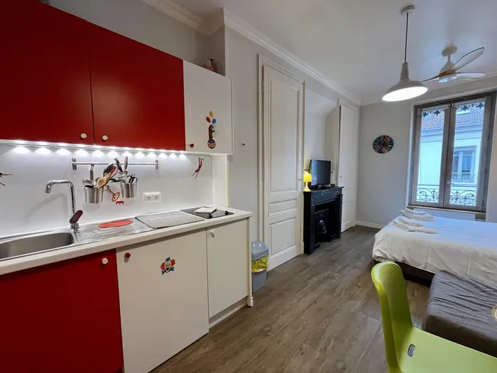 LE CHAPITEAU — Lyon 6e